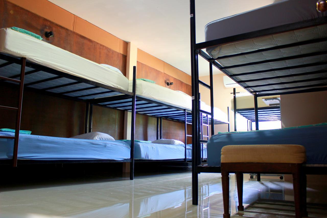 Love Station Hostel Baan Tai Exterior photo