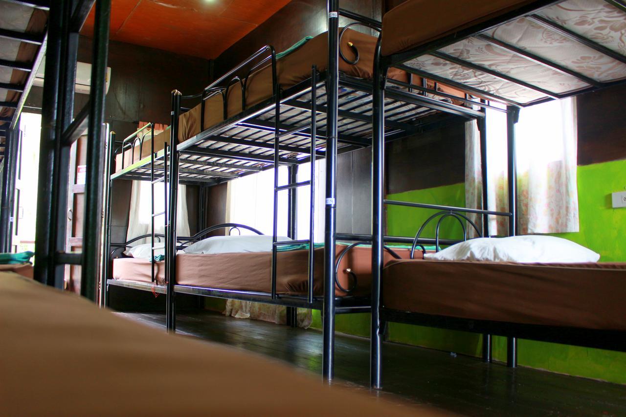 Love Station Hostel Baan Tai Room photo